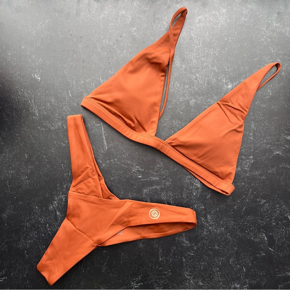 NWT OG Beachwear Gemma Owen Monaco Bikini in Chocolate Brown | Size M